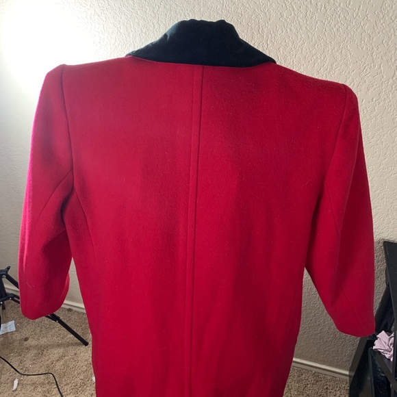 ✨RED DONNYBROOK COAT✨ - Picture 6 of 7